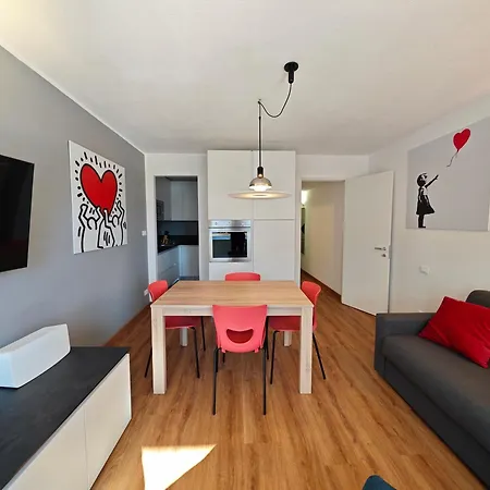 Hostdomus - Bianca Apartment Sestriere