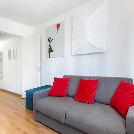 Hostdomus - Bianca *