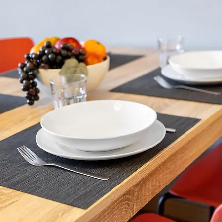 Hostdomus - Bianca *