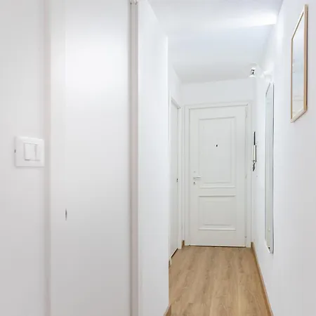 Apartment Hostdomus - Bianca *